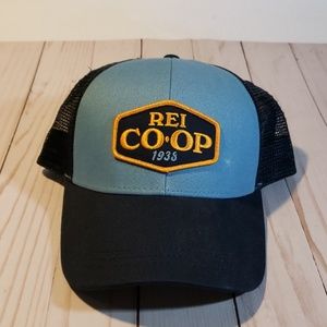 REI Hat